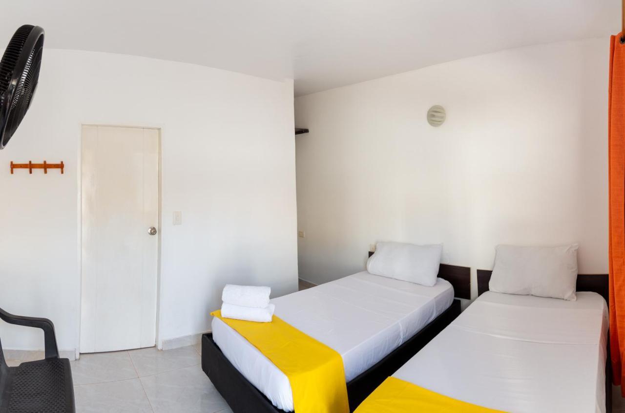 White Taganga Hotell Exteriör bild