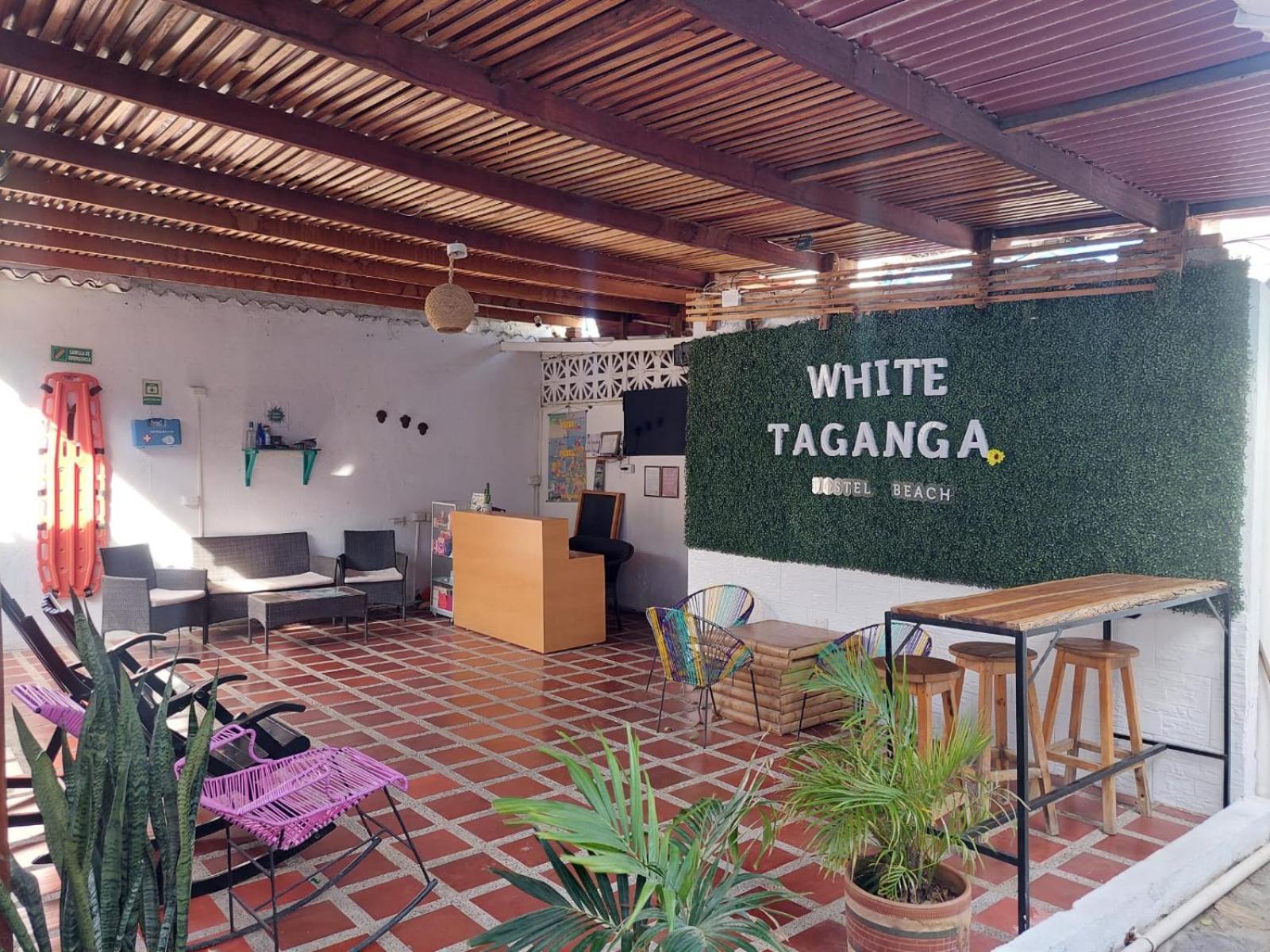 White Taganga Hotell Exteriör bild